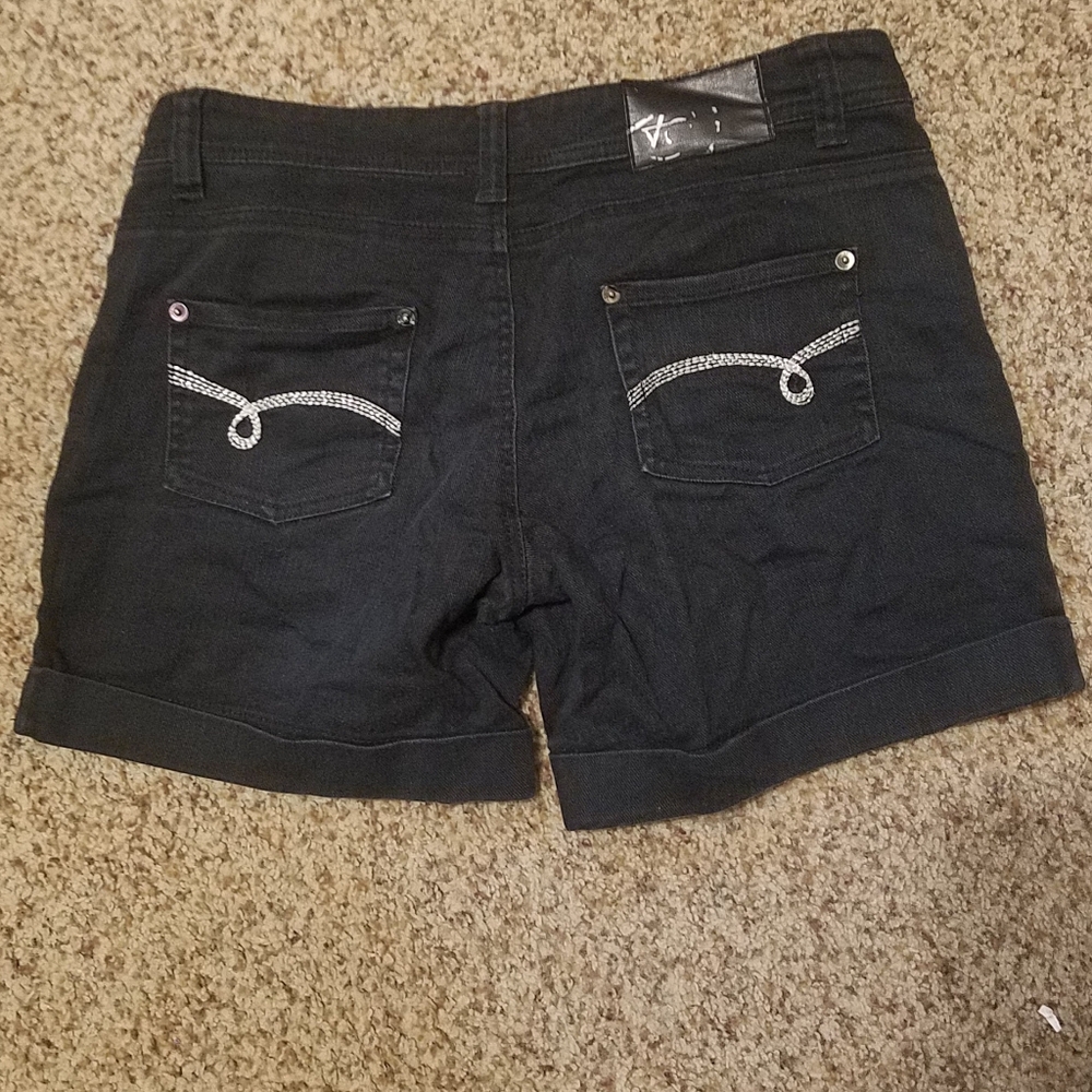 Ann Christine Black Shorts Size Medium